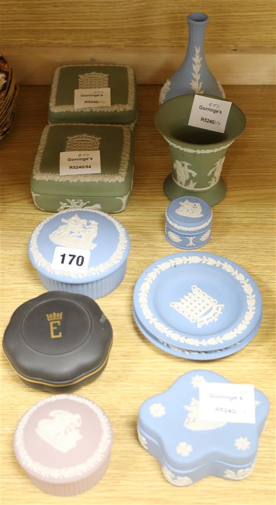A small collection of Wedgwood jasperware and sundry ceramics